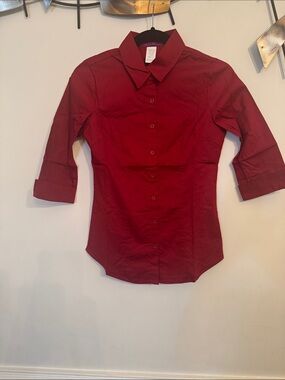 Women's Red Button-Up Stretch Shirt